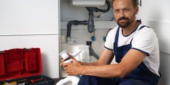 plumbing-professional-doing-his-job